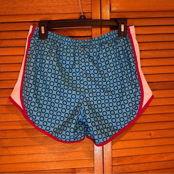 Nike Dri-Fit Blue Red and White Girls Running Shorts Size XL - Picture 5 of 6